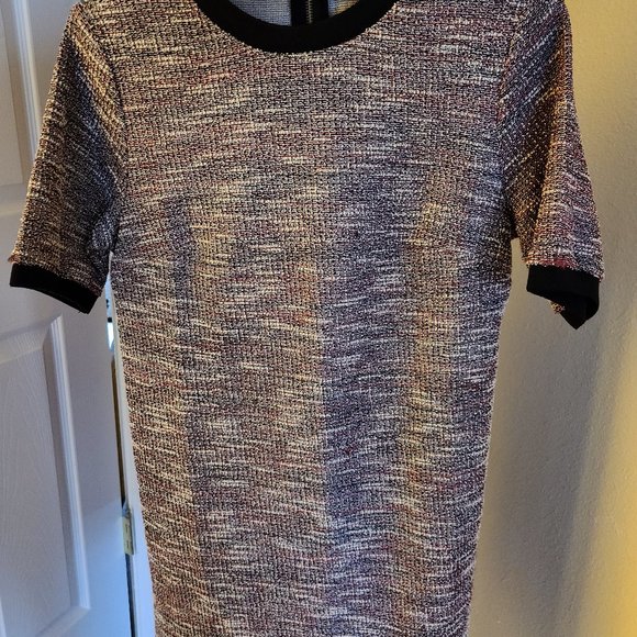 Marled maroon t-shirt dress. Never worn. - Picture 5 of 6